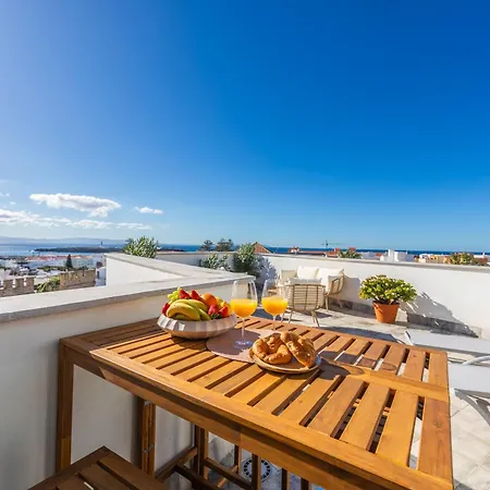 Apartment Atico En Centro - Terrazas, Vistas Y Office Tarifa